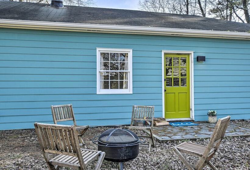 Charming Carrboro Home Walk To Downtown!