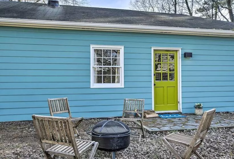 Charming Carrboro Home   Walk To Downtown!