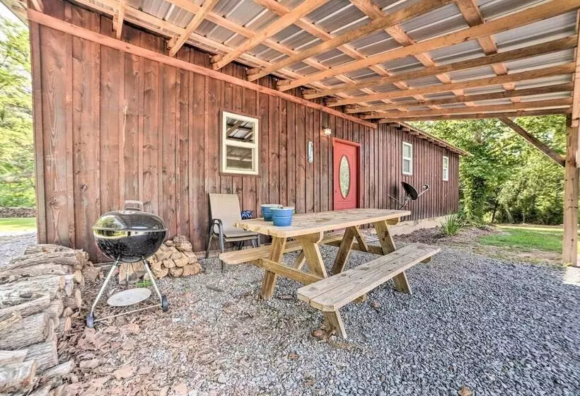 Charming New Concord Cabin On 50 Acre Farm!