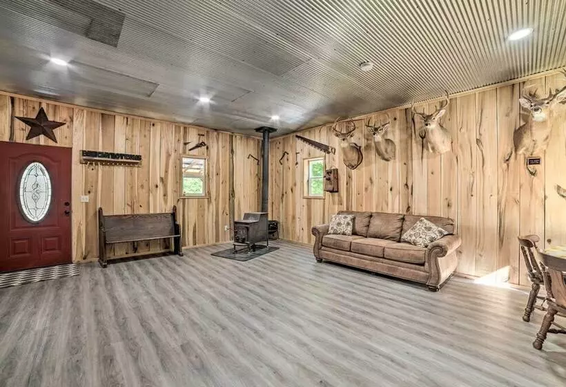 Charming New Concord Cabin On 50 Acre Farm!