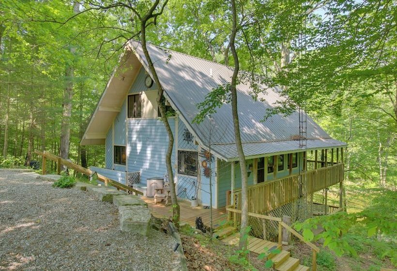 Riverside Cabin W/ 3 Decks In North Vernon!