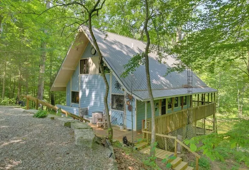 Riverside Cabin W/ 3 Decks In North Vernon!