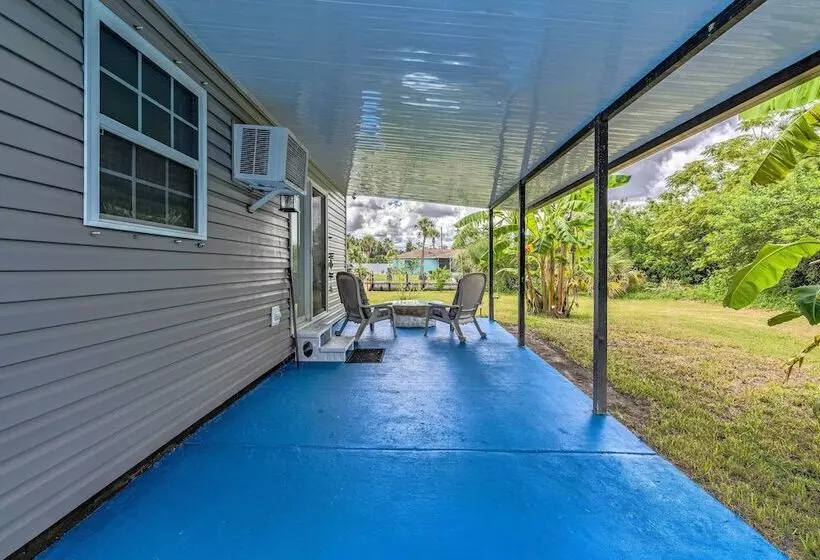 Cozy Canalfront Home < 2 Miles To Hudson Beach!