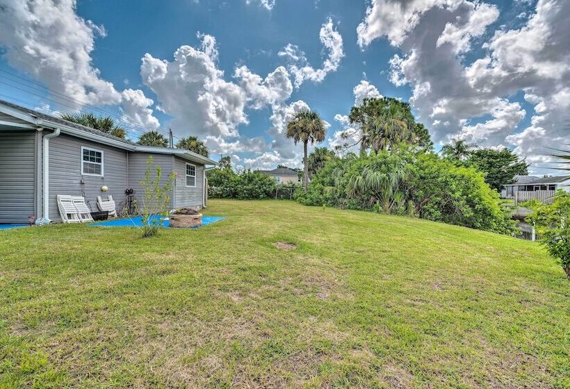 Cozy Canalfront Home < 2 Miles To Hudson Beach!