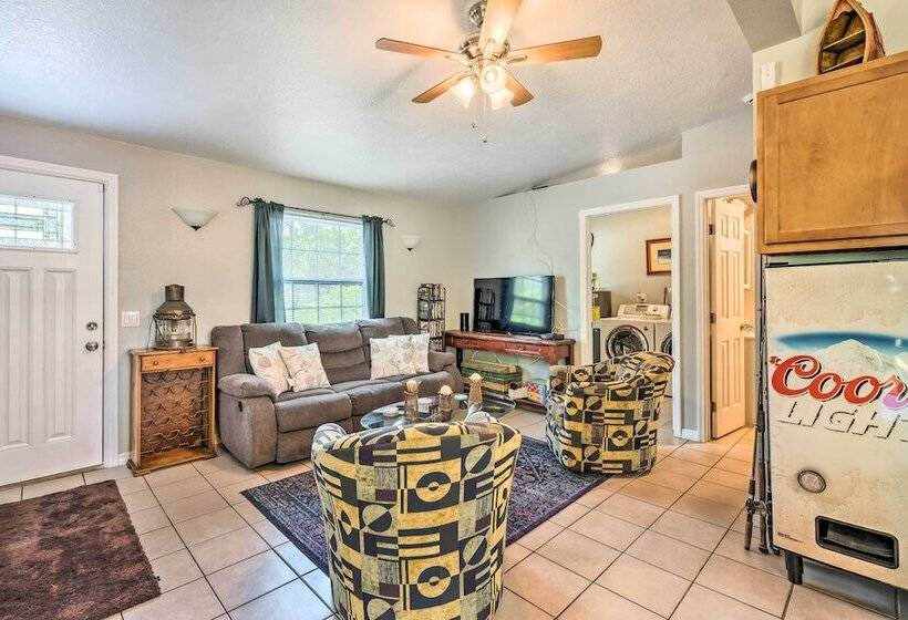 Cozy Canalfront Home < 2 Miles To Hudson Beach!