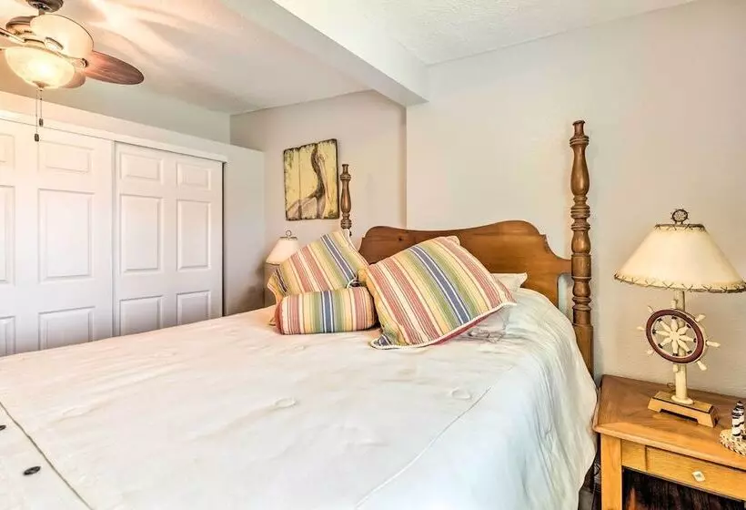 Cozy Canalfront Home < 2 Miles To Hudson Beach!