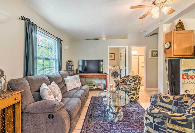 Cozy Canalfront Home < 2 Miles To Hudson Beach!