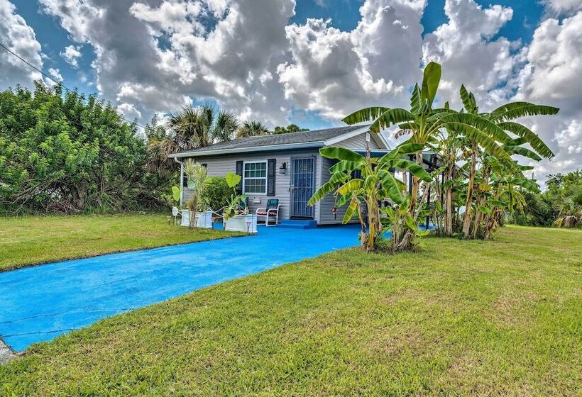 Cozy Canalfront Home < 2 Miles To Hudson Beach!