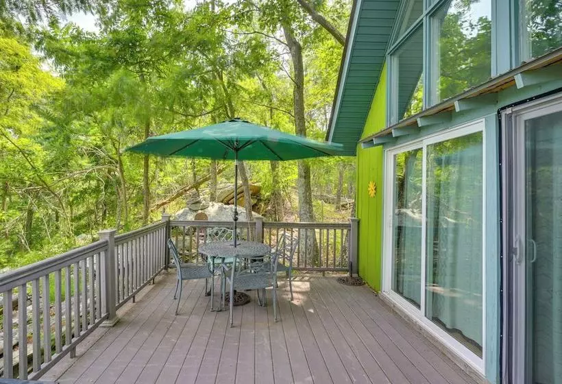 Great Cacapon Cabin W/ Mountain Views