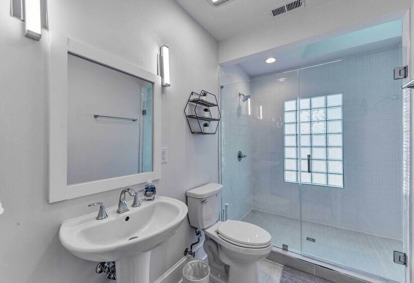 Elegant Charlotte Home W/ Fire Pit & Patio!