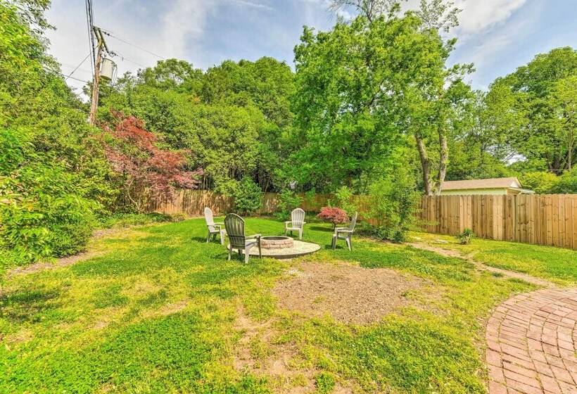 Elegant Charlotte Home W/ Fire Pit & Patio!