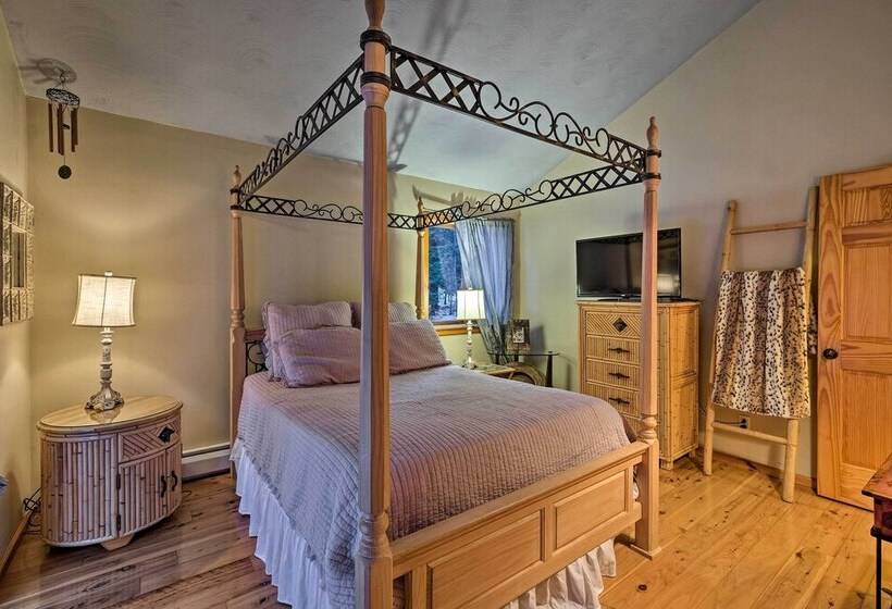 Jewett Cabin W/ Viewing Deck   10 Mins To Skiing!