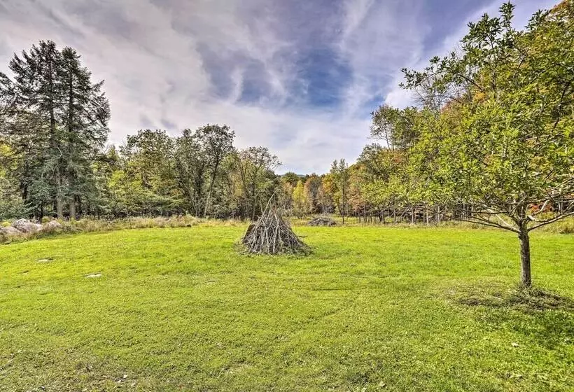 Jewett Gem W/ Charcoal Grill & Mountain Views