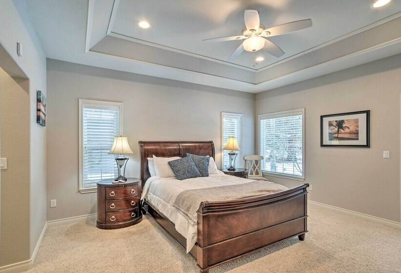 Klamath Falls Home W/ Resort Amenities!