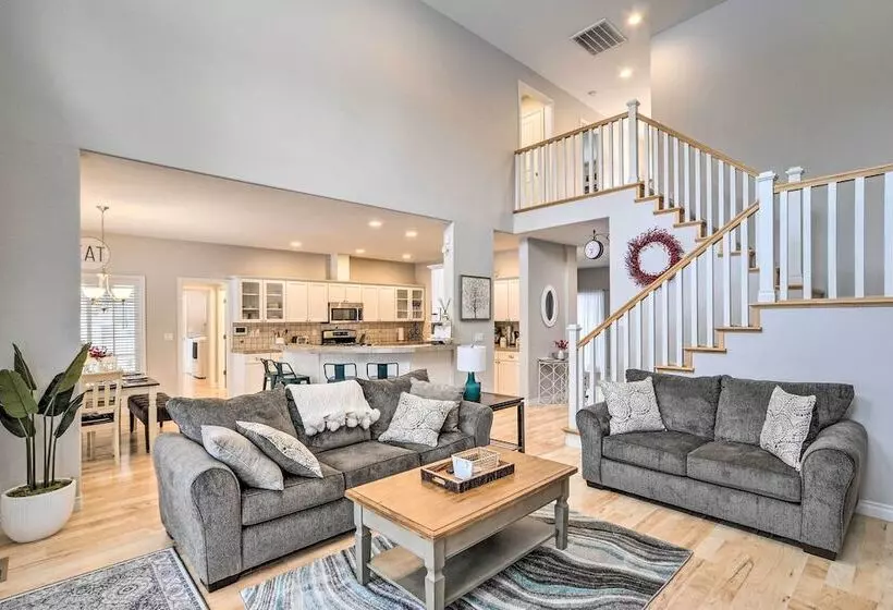 Klamath Falls Home W/ Resort Amenities!