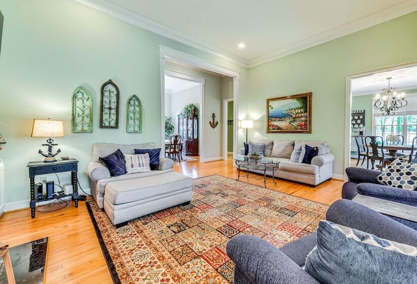 Lake Norman Waterfront Escape W/ Pool & Dock!