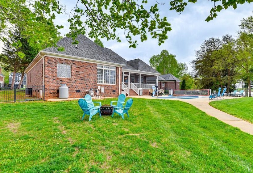 Lake Norman Waterfront Escape W/ Pool & Dock!