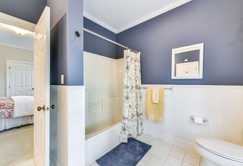 Lake Norman Waterfront Escape W/ Pool & Dock!