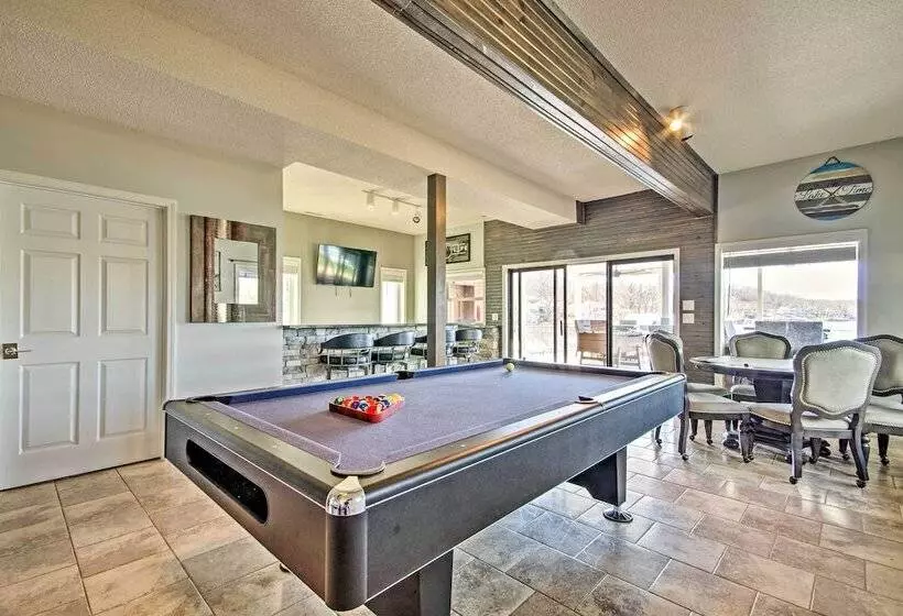 Boat Dock + Scenic Decks: Lake Of The Ozarks Gem