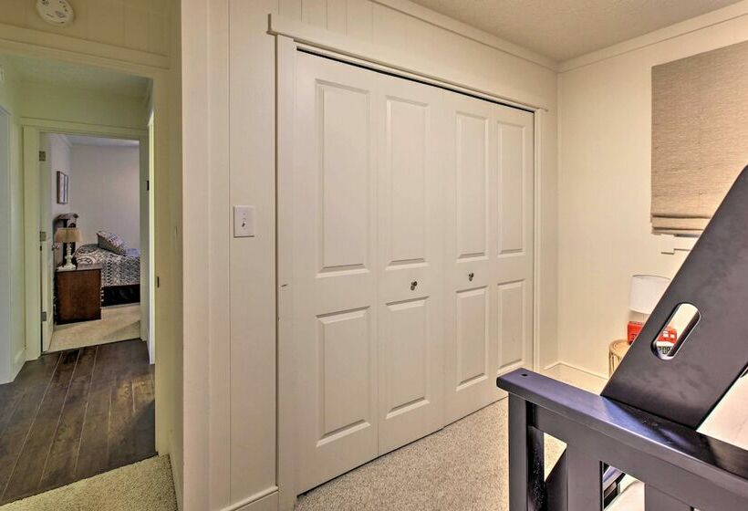 Lakefront Cadillac Cottage W/ Furnished Deck!