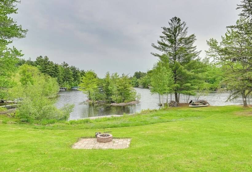 Lakeside Cabin W/ Fire Pit: Near Pine Point Park!