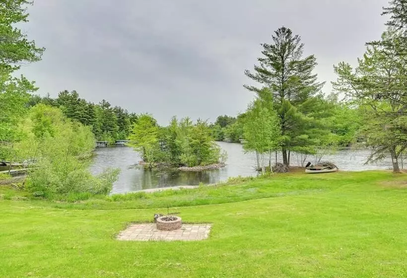 Lakeside Cabin W/ Fire Pit: Near Pine Point Park!