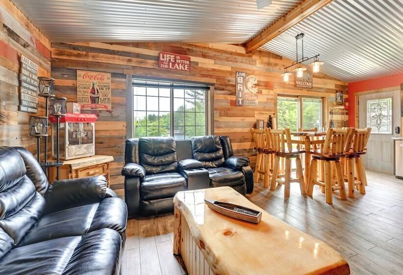 Lakeside Cabin W/ Fire Pit: Near Pine Point Park!