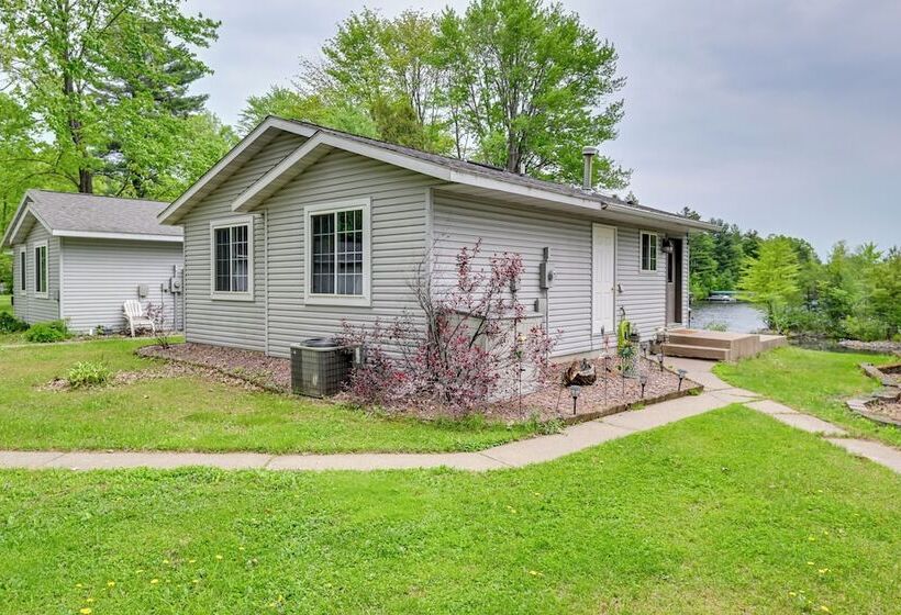 Lakeside Cabin W/ Fire Pit: Near Pine Point Park!