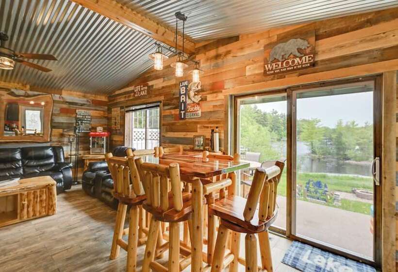 Lakeside Cabin W/ Fire Pit: Near Pine Point Park!