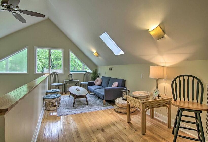 Lovely Ocean Pines House With Loft & Pool Access!