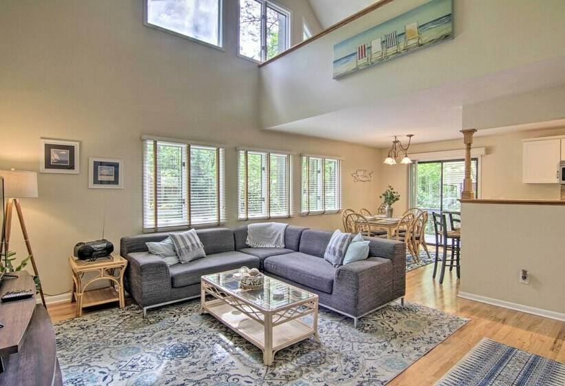 Lovely Ocean Pines House With Loft & Pool Access!