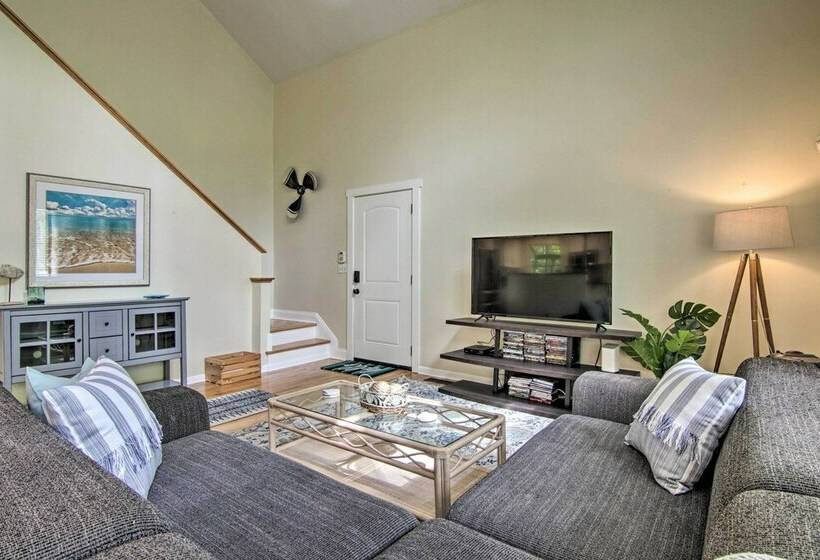 Lovely Ocean Pines House With Loft & Pool Access!