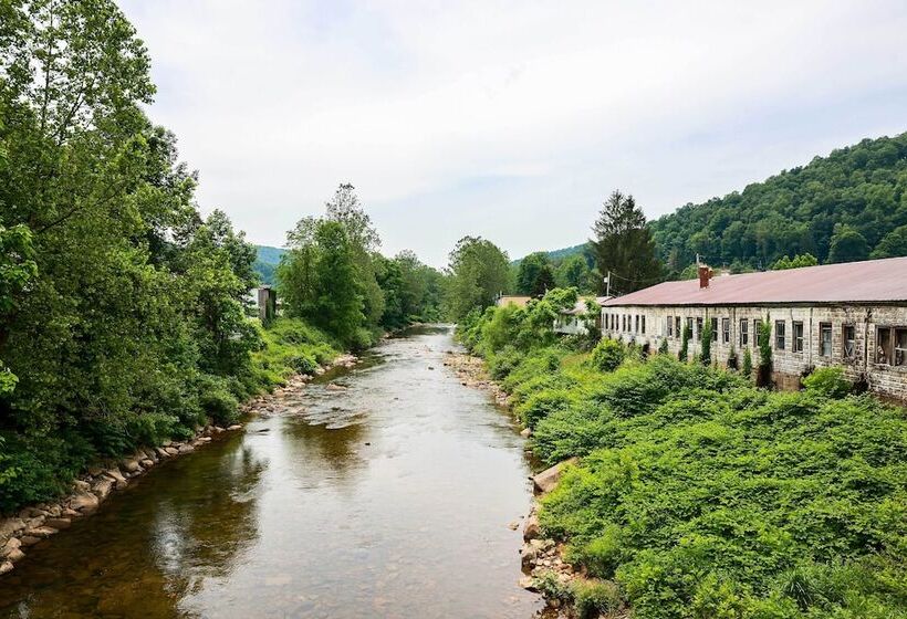 Richwood Respite Near Trout Fishing