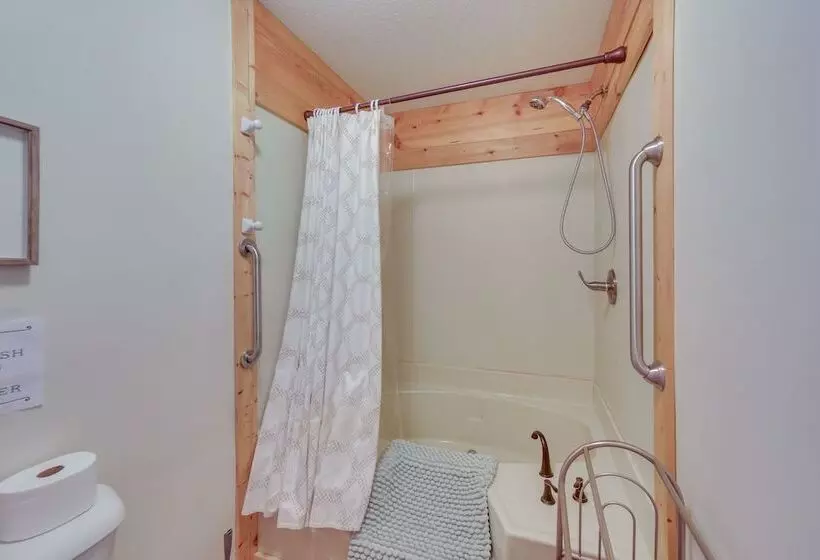 Paradise Cottage: Trail Access Nearby