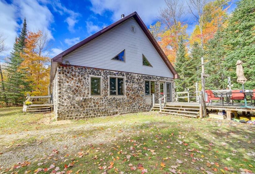 Paradise Cottage: Trail Access Nearby