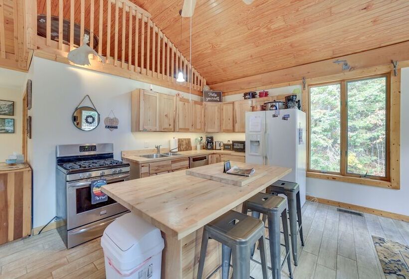 Paradise Cottage: Trail Access Nearby