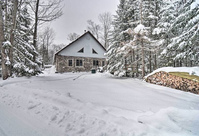 Paradise Cottage: Trail Access Nearby