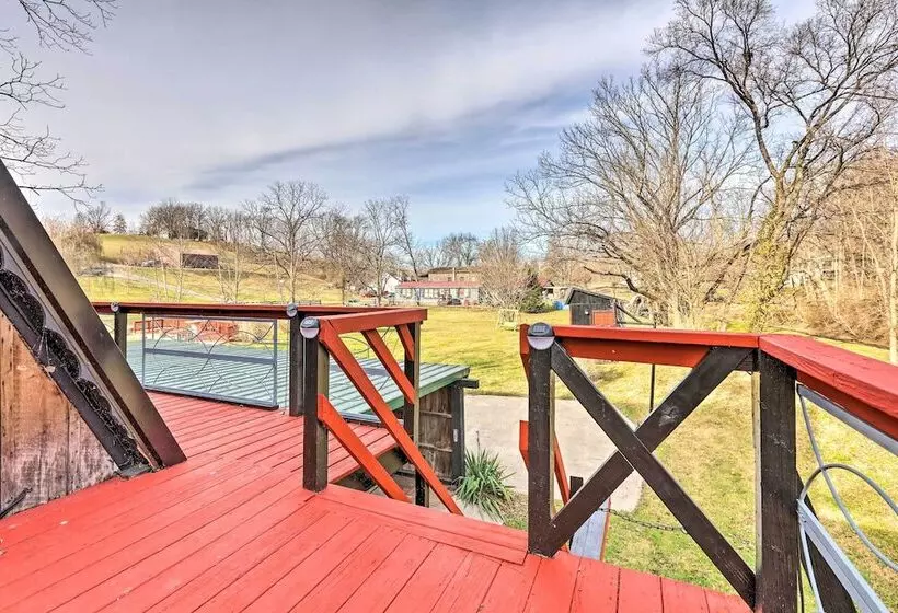 Peaceful Mt Sterling Cabin: Deck & Fire Pit!
