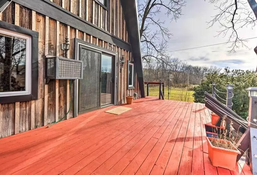 Peaceful Mt Sterling Cabin: Deck & Fire Pit!