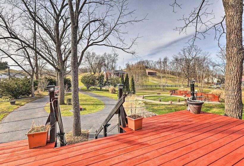 Peaceful Mt Sterling Cabin: Deck & Fire Pit!