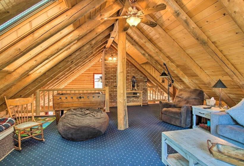 Pine Mountain Club Log Home W/ Deck + Grill!