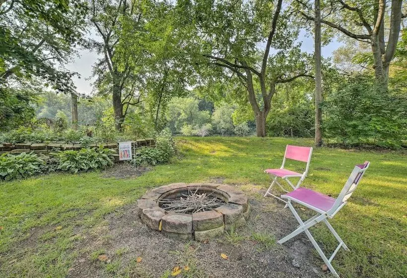 Riverside Niles Retreat W/ Fire Pit & Grill!