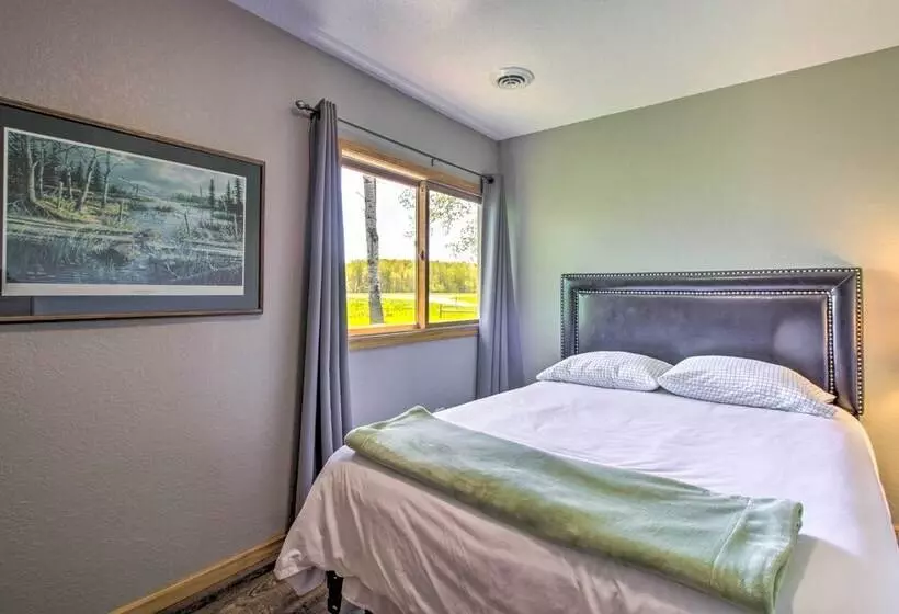 Rural  Harry S House  W/ Fire Pit On 20 Acres