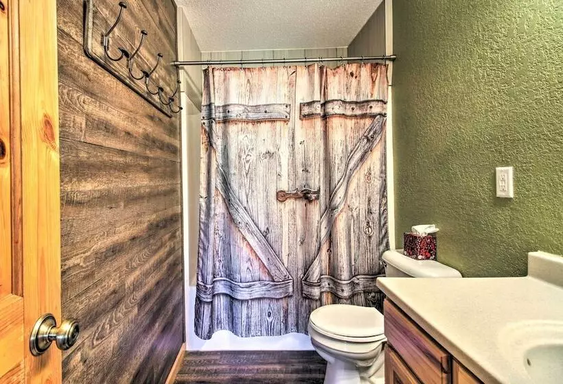 Rural  Harry S House  W/ Fire Pit On 20 Acres