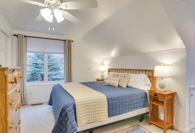 The Eagles Nest At Alpine  Cabin W/ Fireplace!