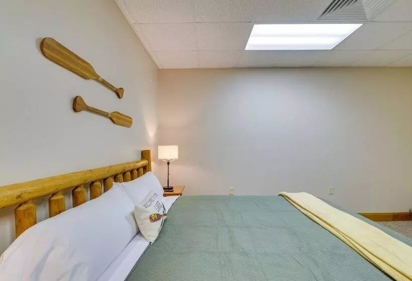 The Eagles Nest At Alpine  Cabin W/ Fireplace!