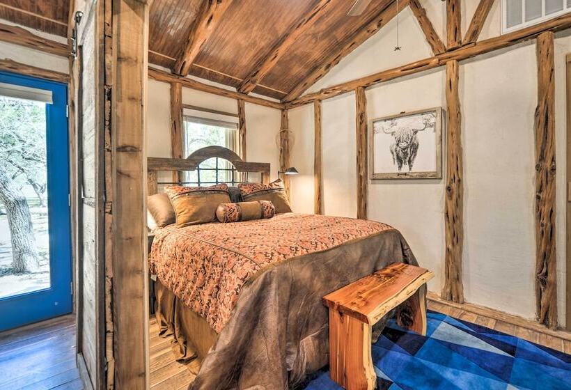 Unique Stay: Historic Home Along Blanco River
