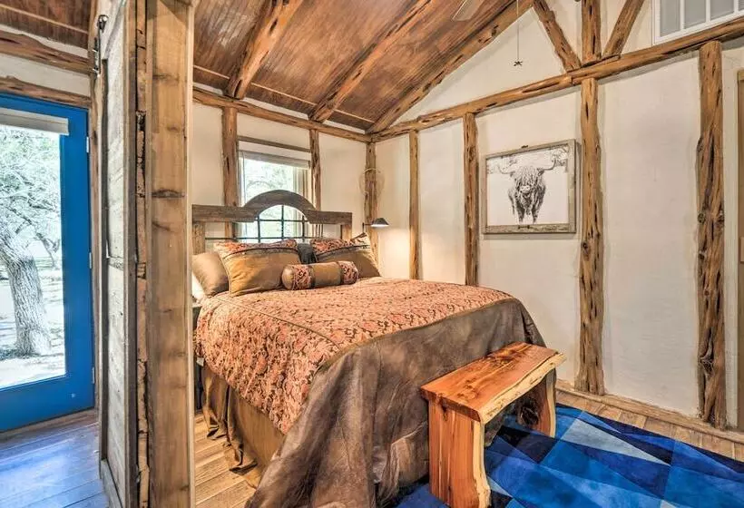 Unique Stay: Historic Home Along Blanco River