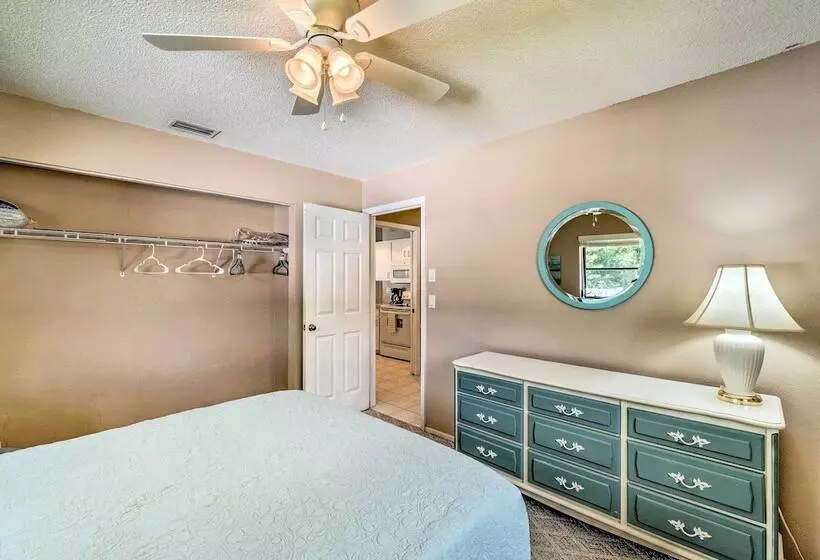 4 Mi To Beaches: Home W/ Lanai & Yard In Venice!