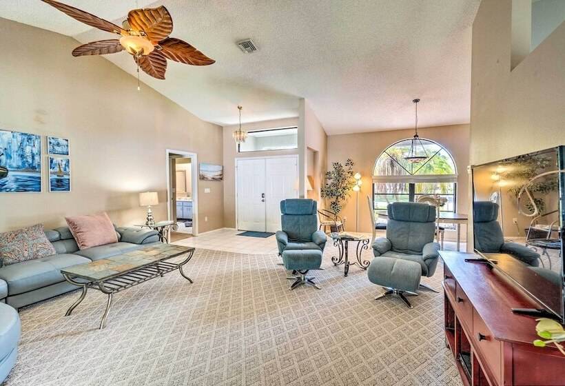 4 Mi To Beaches: Home W/ Lanai & Yard In Venice!